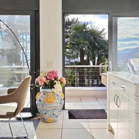 Stylish Yanni Splendid View Holiday home Lugano